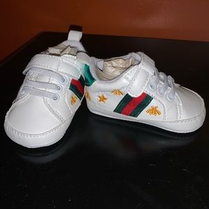 Infant sneakers